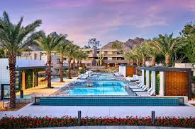 Phoenix hotel